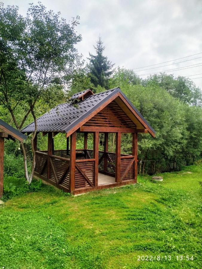 Відпочинковий Комплекс "Alpha Plus" Yablunytsya Luaran gambar